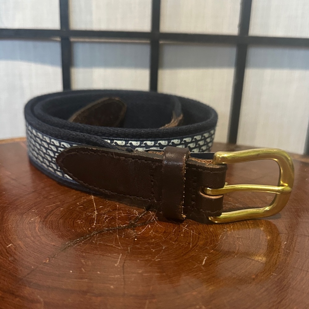 Vineyard Vines Silk Whale/ Leather/Canvas Belt with Gold Buckle Cape Cod 28